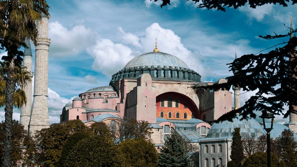 Ayasofya ve Gizemleri Üzerine Bir Öğrenme Yolculuğuna Çıkın
