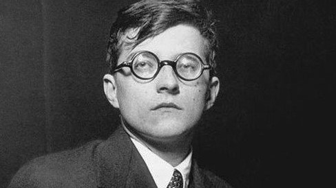 Dmitri Şostakoviç ve İki Önemli Eseri Hakkında Bilgi Sahibi Olun