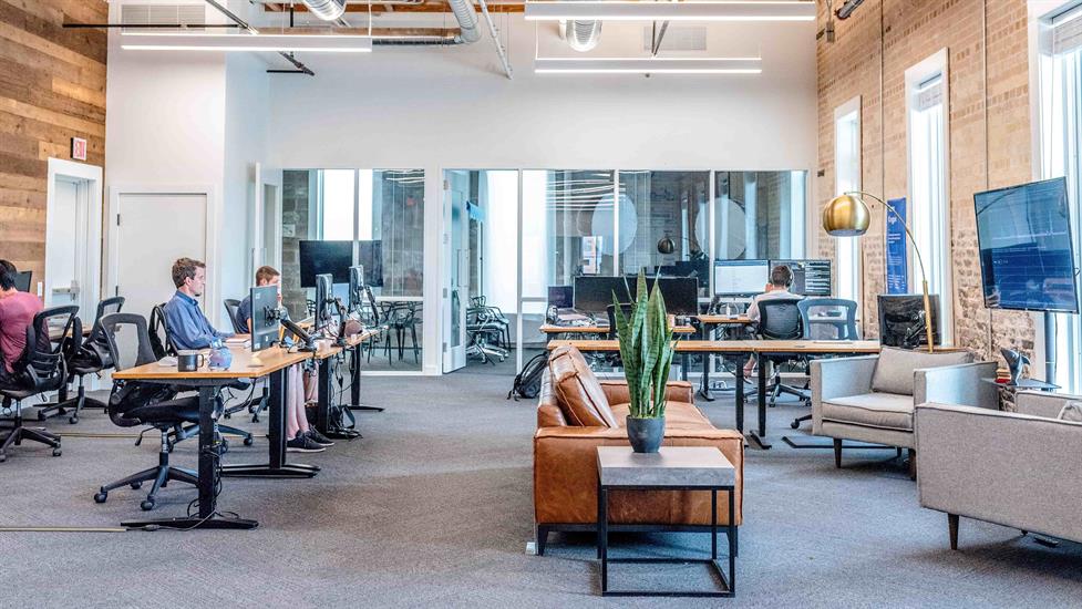 Erdem Aksakal'dan Modern İş Dünyasında Hayatta Kalmak İsteyenlere Tavsiyeler