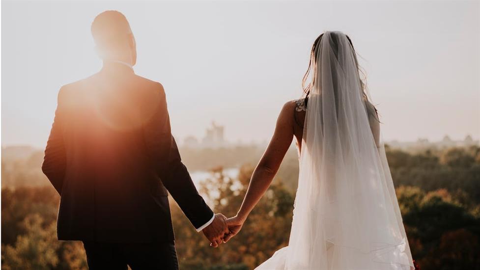 Aile ve Cinsel Danışman İlay Atik ile Evlilik ve Cinsel Hayatınıza Dair Bir Öğrenme Yolculuğu