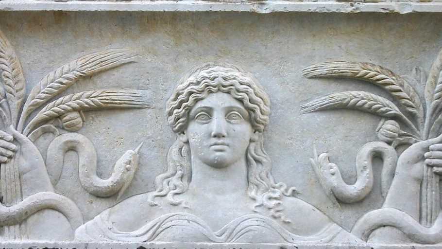 Tarihçi Heykeltıraş İnci Varkara'dan Bereket Tanrıçaları Heykelleri Üzerine Bir Öğrenim Yolu