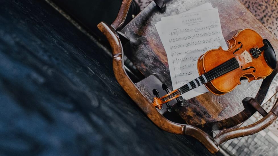 Keman Çalmaya Bu Öğrenim Yolu ile İlk Adımınızı Atın
