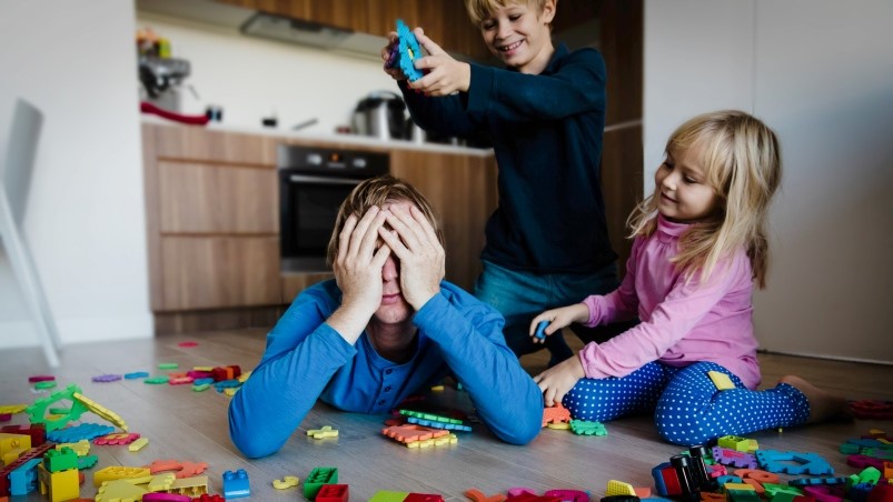 Korona Günlerinde Çocuğunuzla Evde Olma İpuçlarını Uzmanından Dinleyin