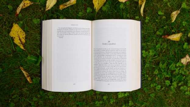 Gazeteci Yazar Mine Gökçe Kırıkkanat'ın Kitaplarıyla Kendi Hayatınıza Dokunun 