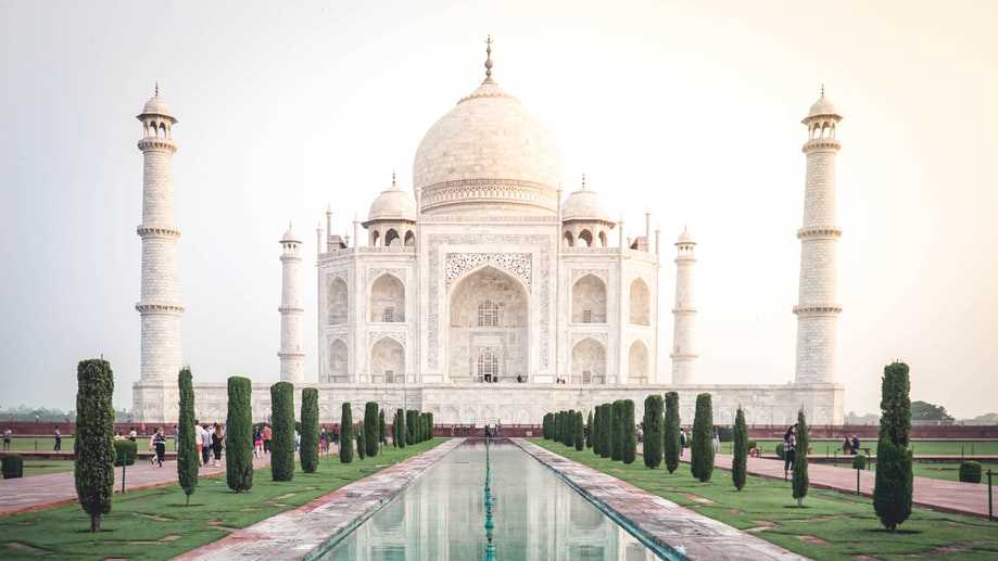 Pahalı Ama Romantik Bir Aşk Hikayesi: Tac Mahal